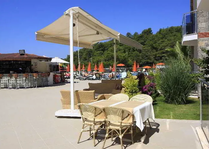 Golden Life Heights Deluxe - Adult Only