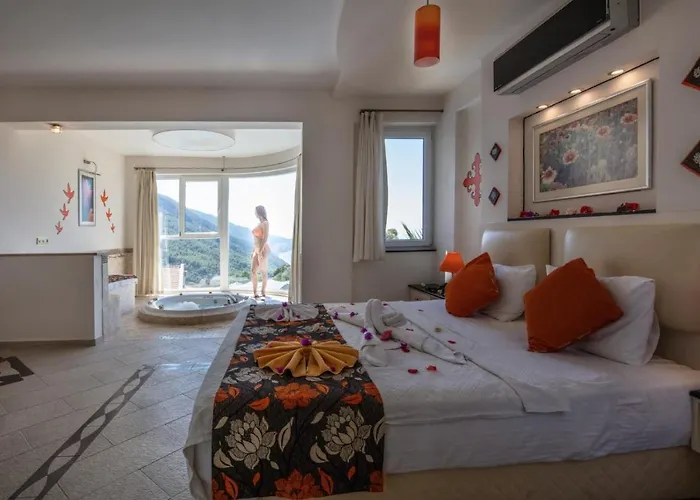 Golden Life Heights Deluxe - Adult Only 3*