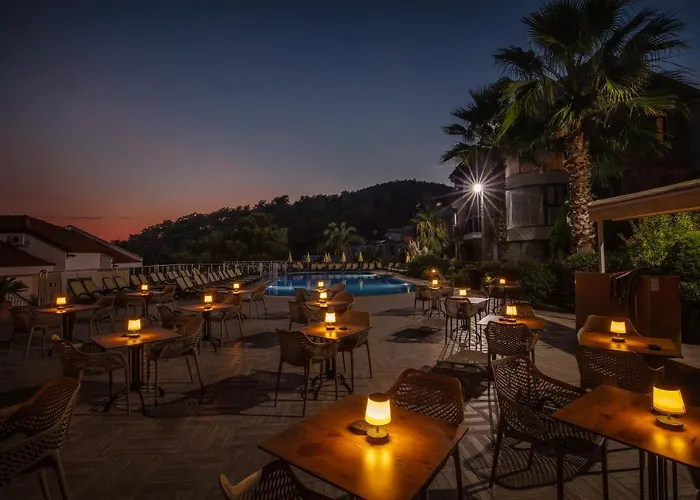 Golden Life Heights Deluxe - Adult Only 3*