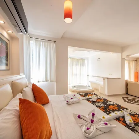 Golden Life Heights Deluxe - Adult Only أولدينيس