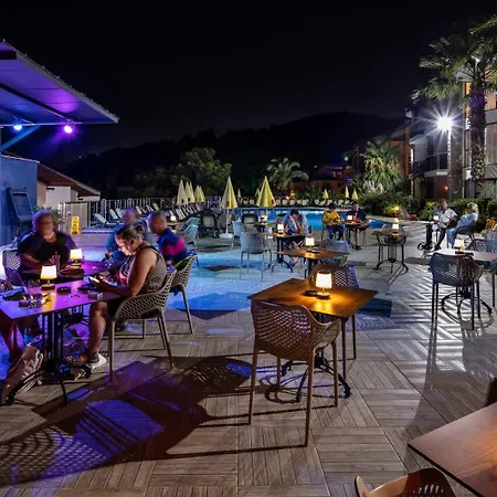 Golden Life Heights Deluxe - Adult Only Hotel Oludeniz