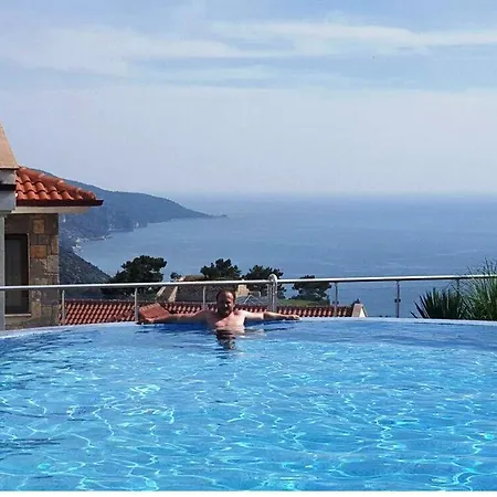 Golden Life Heights Deluxe - Adult Only