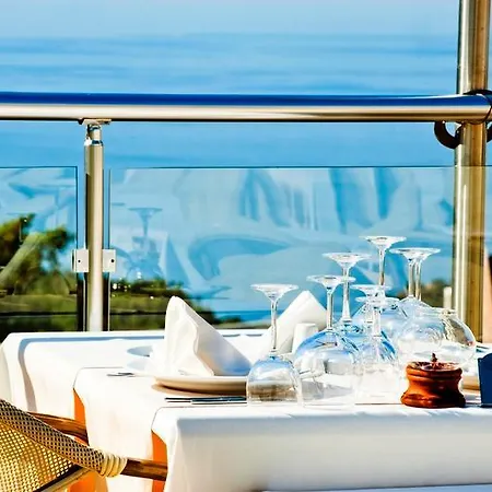 Golden Life Heights Deluxe - Adult Only 4*