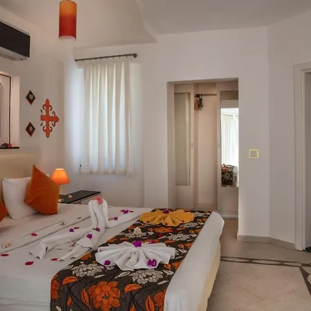 Golden Life Heights Deluxe - Adult Only Hotel 4*
