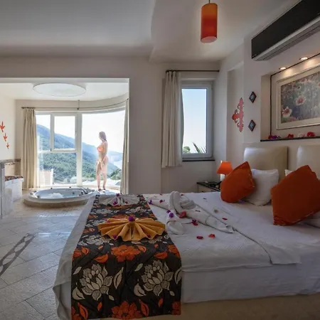 Golden Life Heights Deluxe - Adult Only 4*
