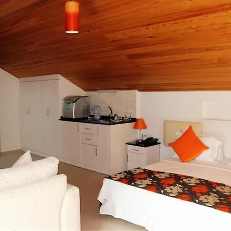 Golden Life Heights Deluxe - Adult Only 4*
