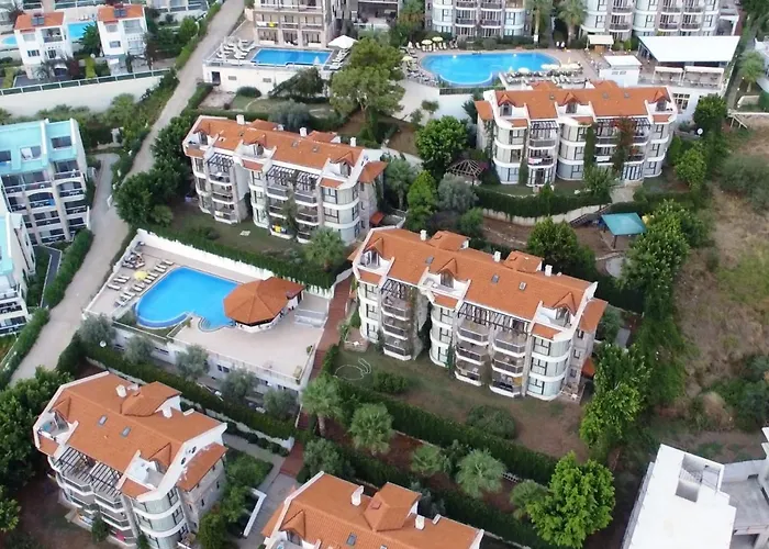 Golden Life Heights Deluxe - Adult Only Hotel 3*