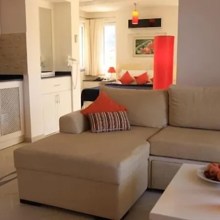 Golden Life Heights Deluxe - Adult Only Hotel 3*