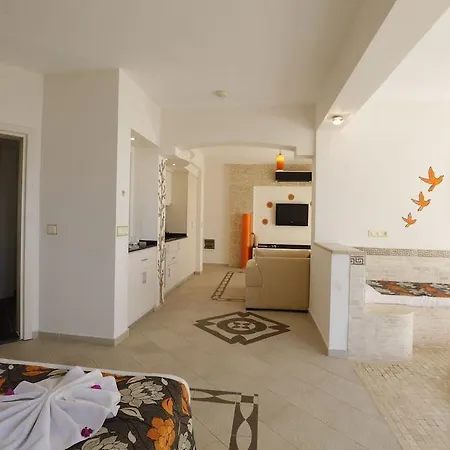 Hotel Golden Life Heights Deluxe - Adult Only 3*