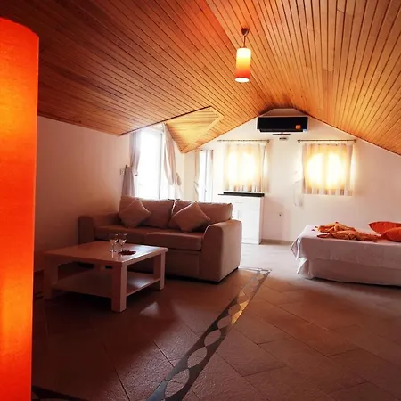 Golden Life Heights Deluxe - Adult Only