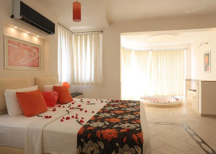 Golden Life Heights Deluxe - Adult Only Олудениз